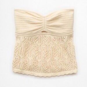 NWT AE cream knitted halter top. Size S